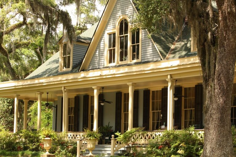 US Mortgage Rates Decline Amid Economic Shifts