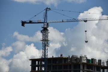 US Mortgage Rates Dip to 63 Sparking Renewed Interest Amid